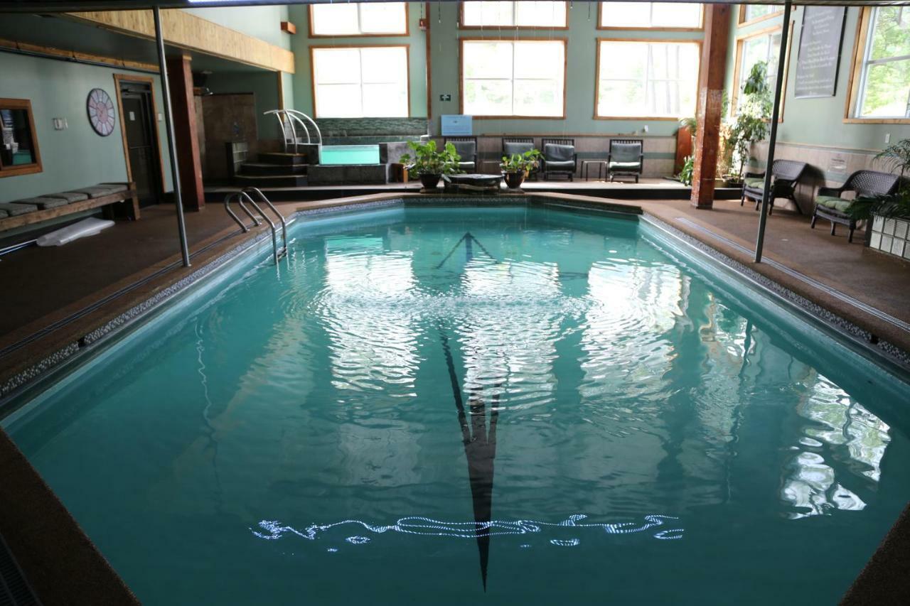 Marble Inn Resort Steady Brook Екстериор снимка